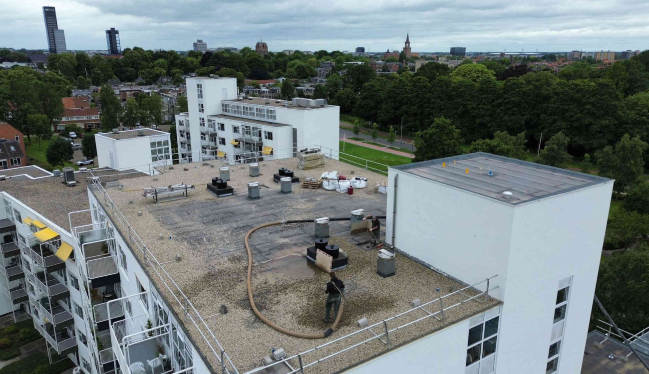 Dakgrind blazen plat dak Leeuwarden